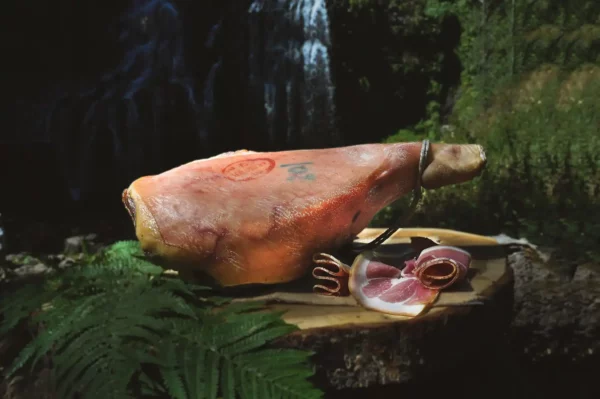 Le Jambon IGP d'Auvergne des Salaisons de Montagnac