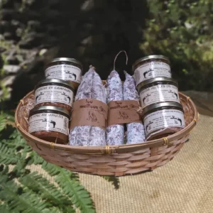 Le panier garni charcutier en cadeau de Noël