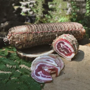 La poitrine roulée au poivre des Salaisons de Montagnac