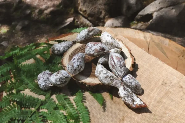 La saucisse grelot apéritif des Salaisons de Montagnac