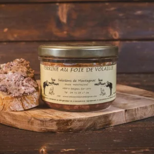 Terrine artisanale de porc, foie et volaille, préparée par les Salaisons de Montagnac selon le savoir-faire traditionnel